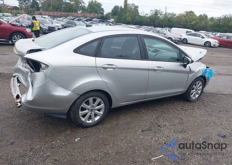 2012 Ford Fiesta Se из США, поврежденный, VIN 3FADP4BJ0CM125680